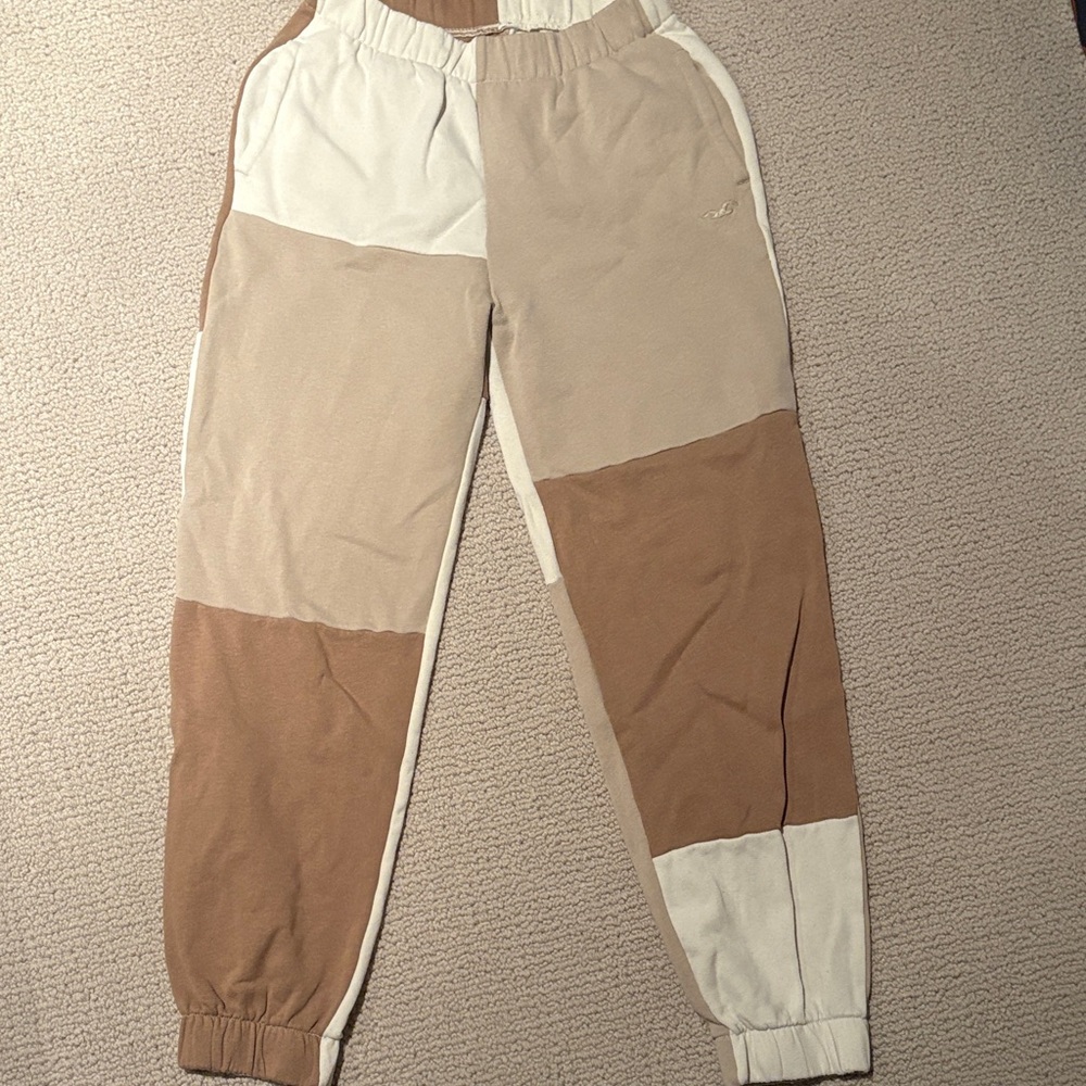 Hollister Colorblock Joggers - Tan and Cream